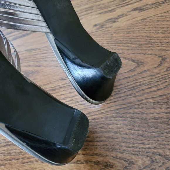 Franco Sarto Silver Slip-On Square Toe Sandals. Size 9M - Picture 4 of 5